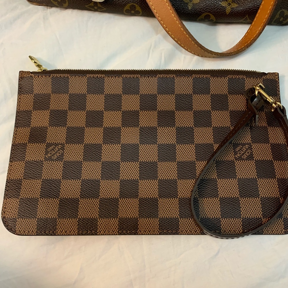 🌟Authentic LV Pochette🌟